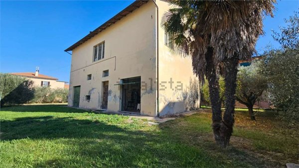 casa indipendente in vendita a Jesi
