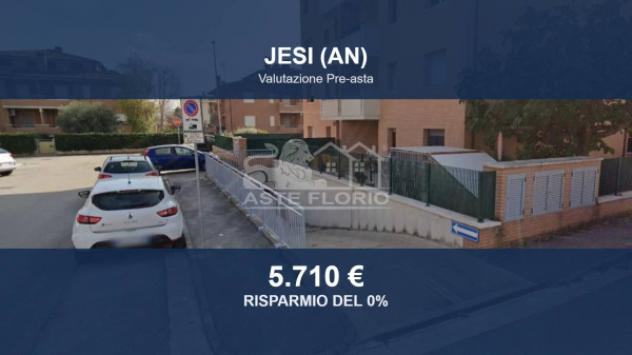 terreno edificabile in vendita a Jesi
