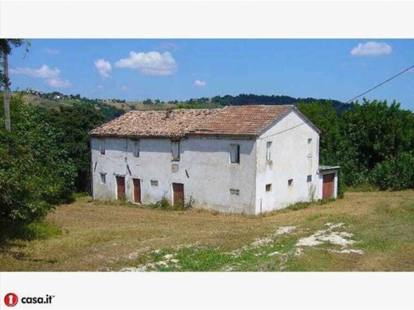 casa indipendente in vendita a Jesi in zona Tabano
