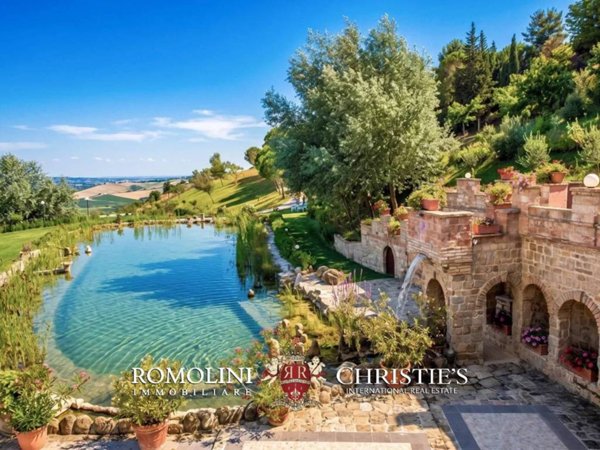 villa in vendita a Jesi