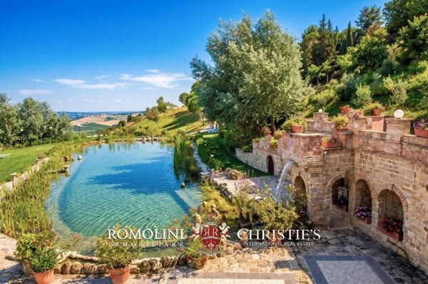villa in vendita a Jesi