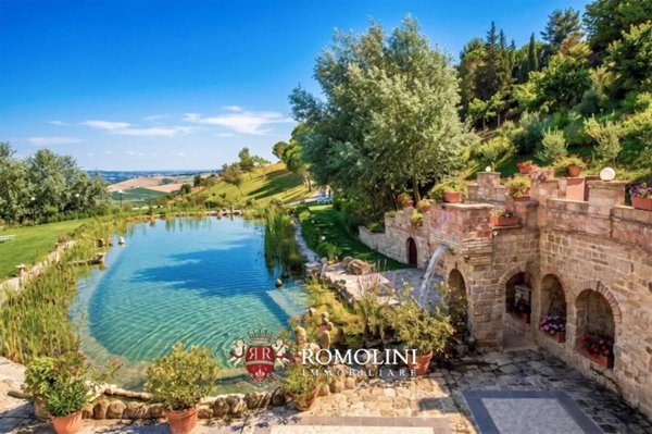 villa in vendita a Jesi