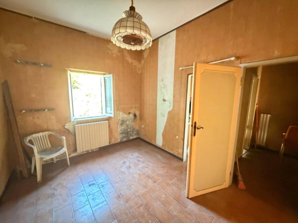 casa indipendente in vendita a Jesi