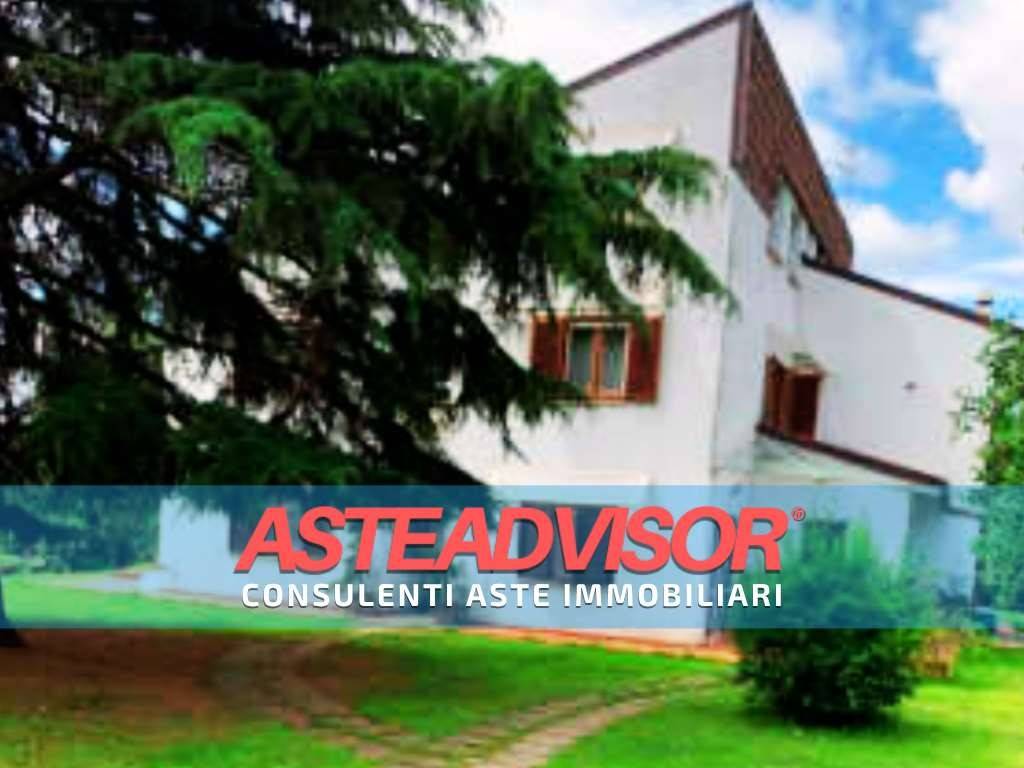 casa indipendente in vendita a Jesi