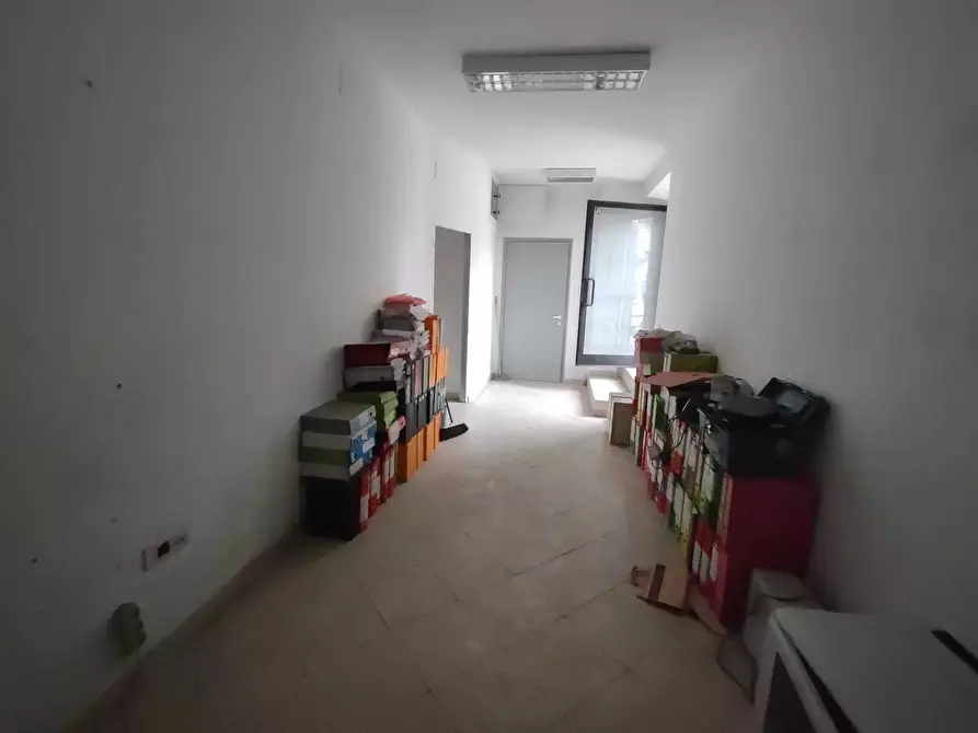 locale di sgombero in vendita a Jesi
