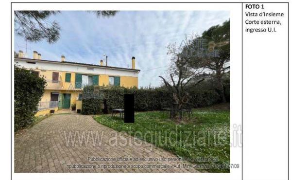 terreno edificabile in vendita a Jesi in zona Mazzangrugno