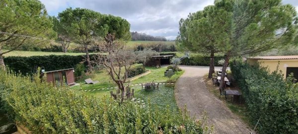 appartamento in vendita a Jesi in zona Mazzangrugno