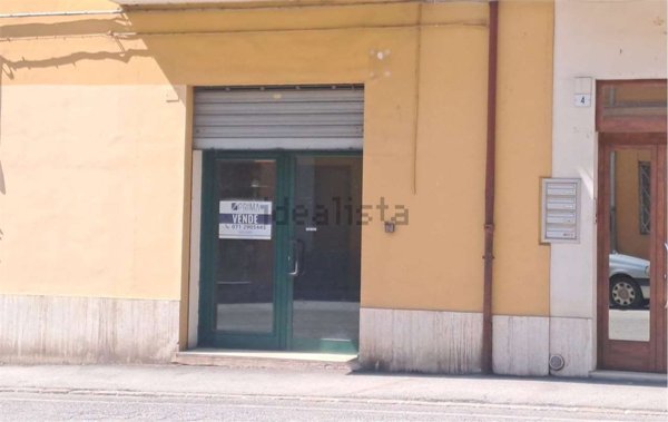 negozio in vendita a Jesi