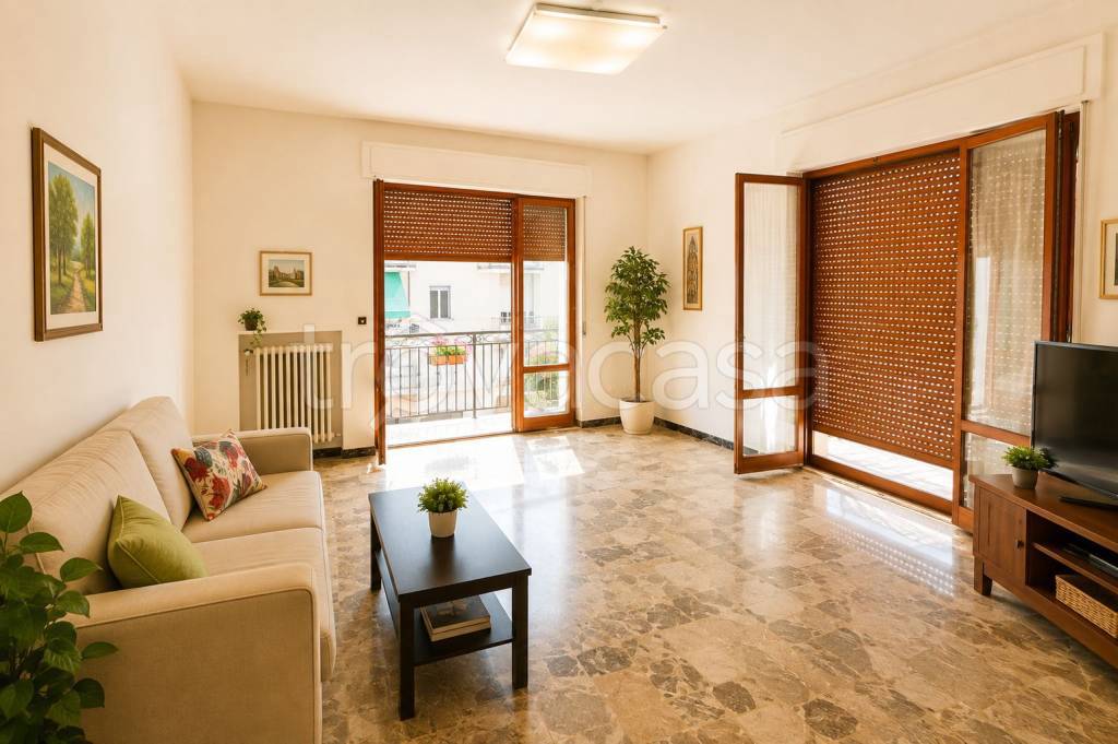 casa indipendente in vendita a Jesi