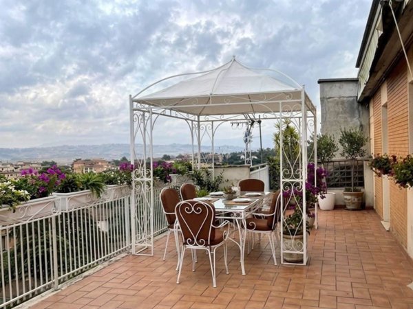 appartamento in vendita a Jesi