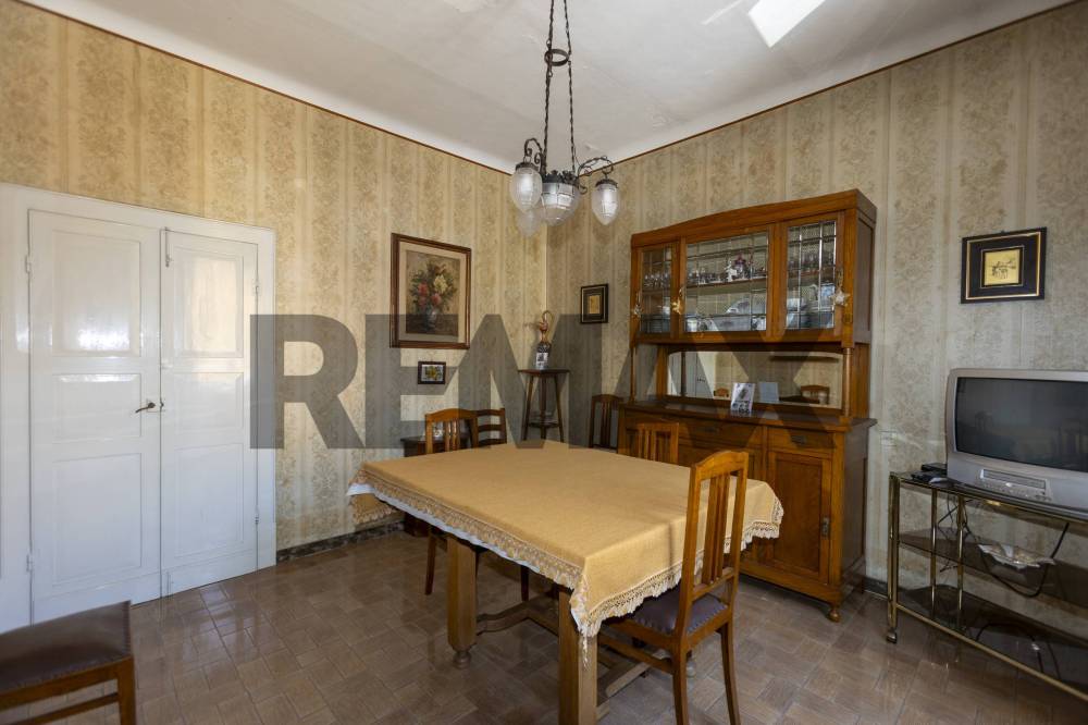 casa indipendente in vendita a Jesi