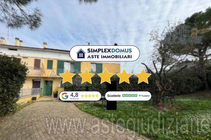 casa indipendente in vendita a Jesi in zona Mazzangrugno