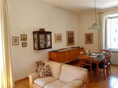 casa indipendente in vendita a Jesi