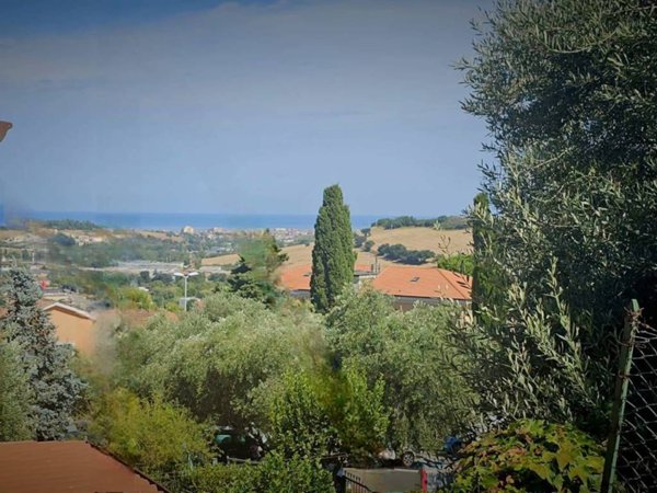 appartamento in vendita a Loreto