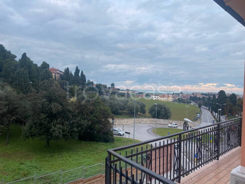 appartamento in vendita a Loreto