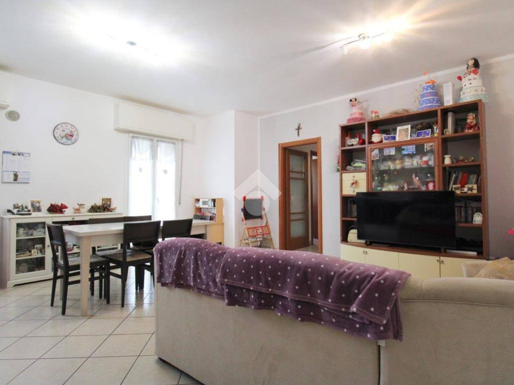 appartamento in vendita a Loreto in zona Villa Musone