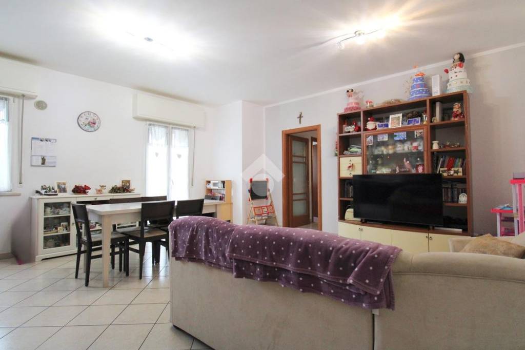 appartamento in vendita a Loreto in zona Villa Musone