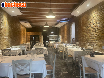 negozio in vendita a Loreto