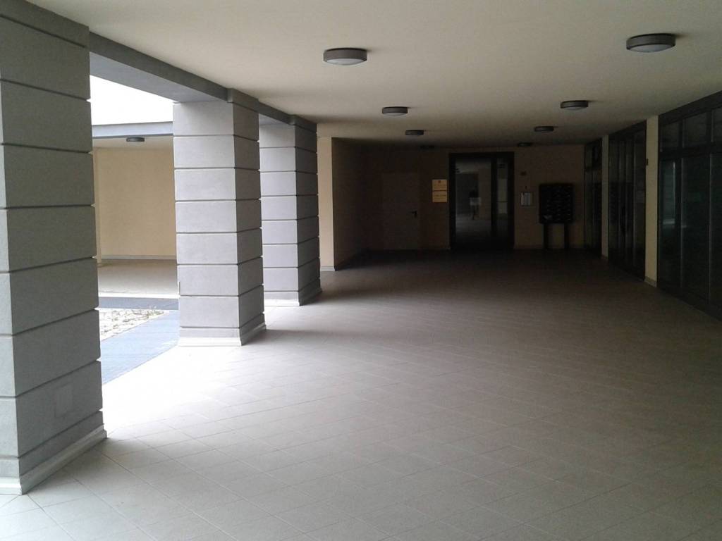 negozio in vendita a Loreto