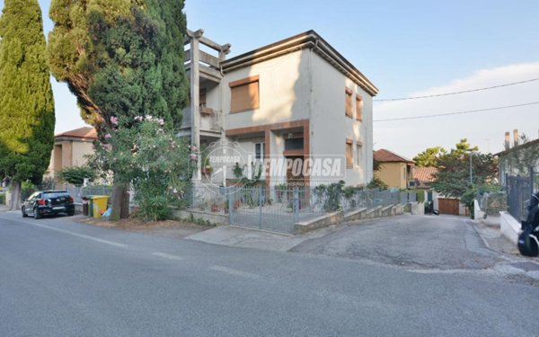 appartamento in vendita a Loreto