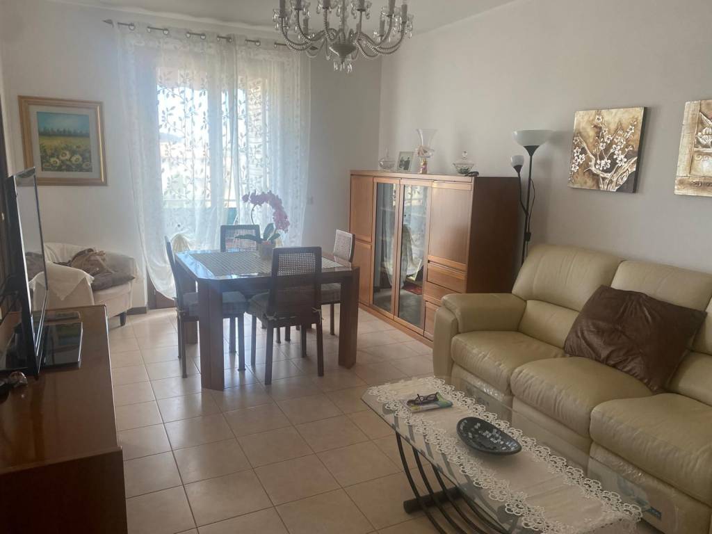 appartamento in vendita a Loreto in zona Villa Musone