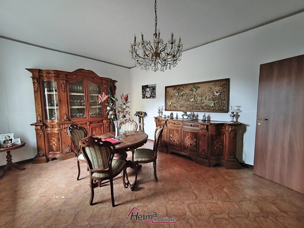 casa indipendente in vendita a Loreto