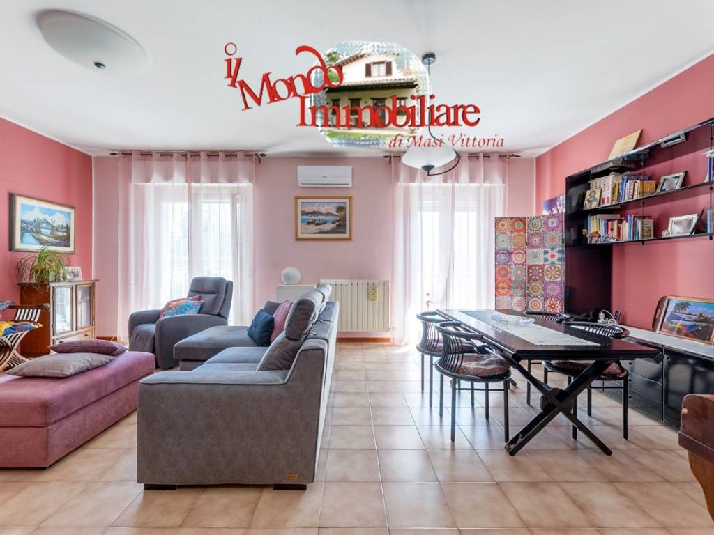 appartamento in vendita a Loreto in zona Villa Musone