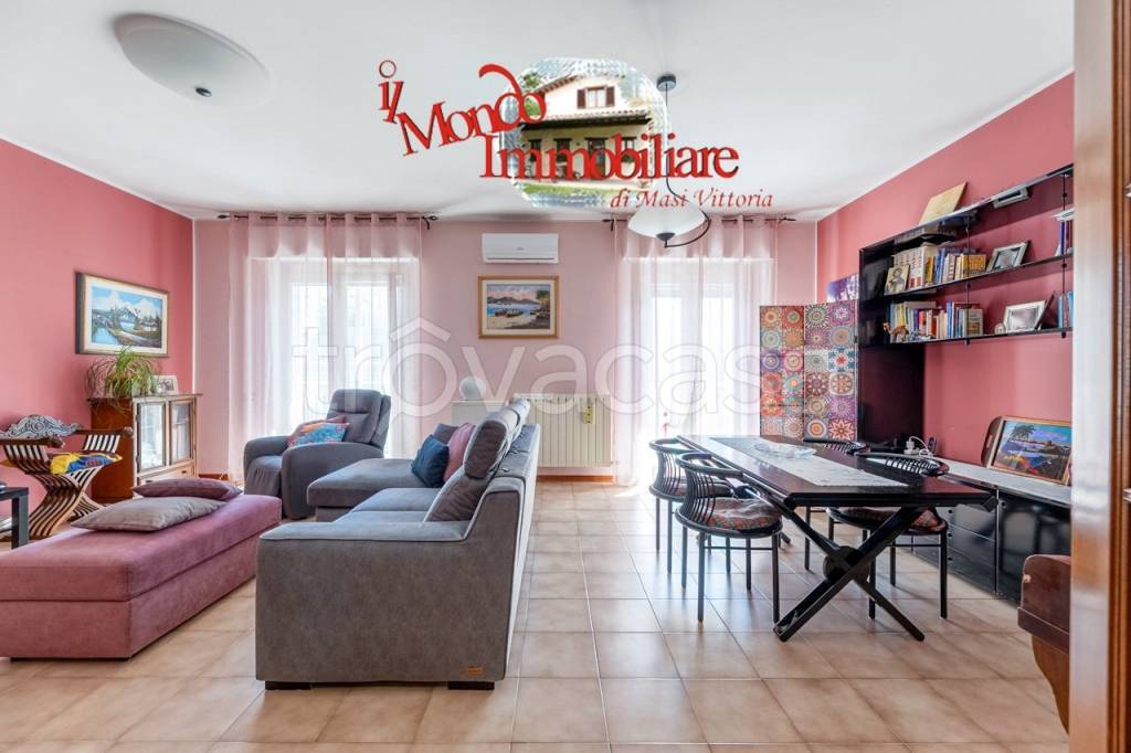 appartamento in vendita a Loreto in zona Villa Musone