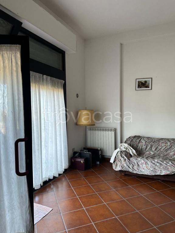 negozio in vendita a Loreto
