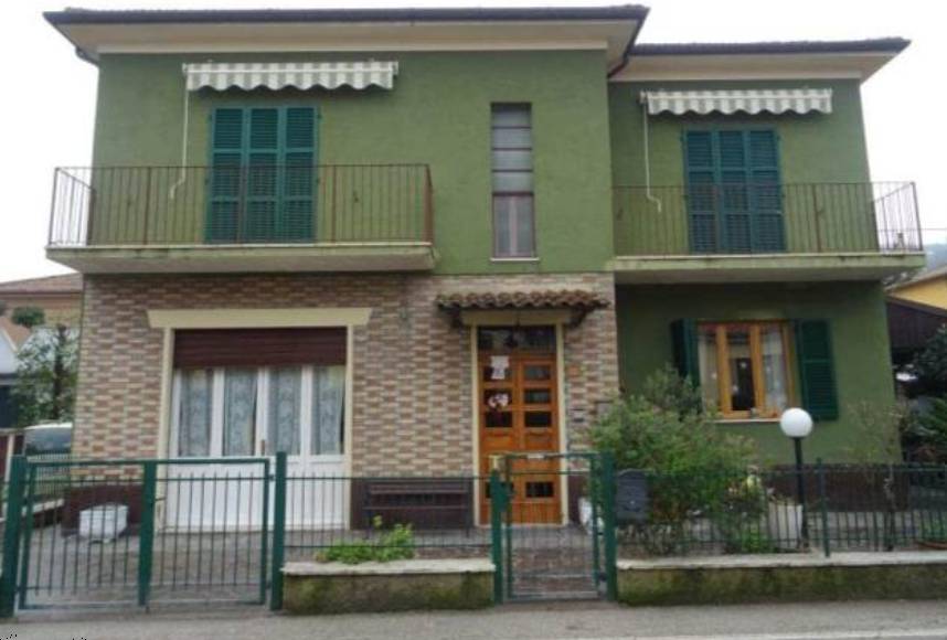 intera palazzina in vendita a Loreto