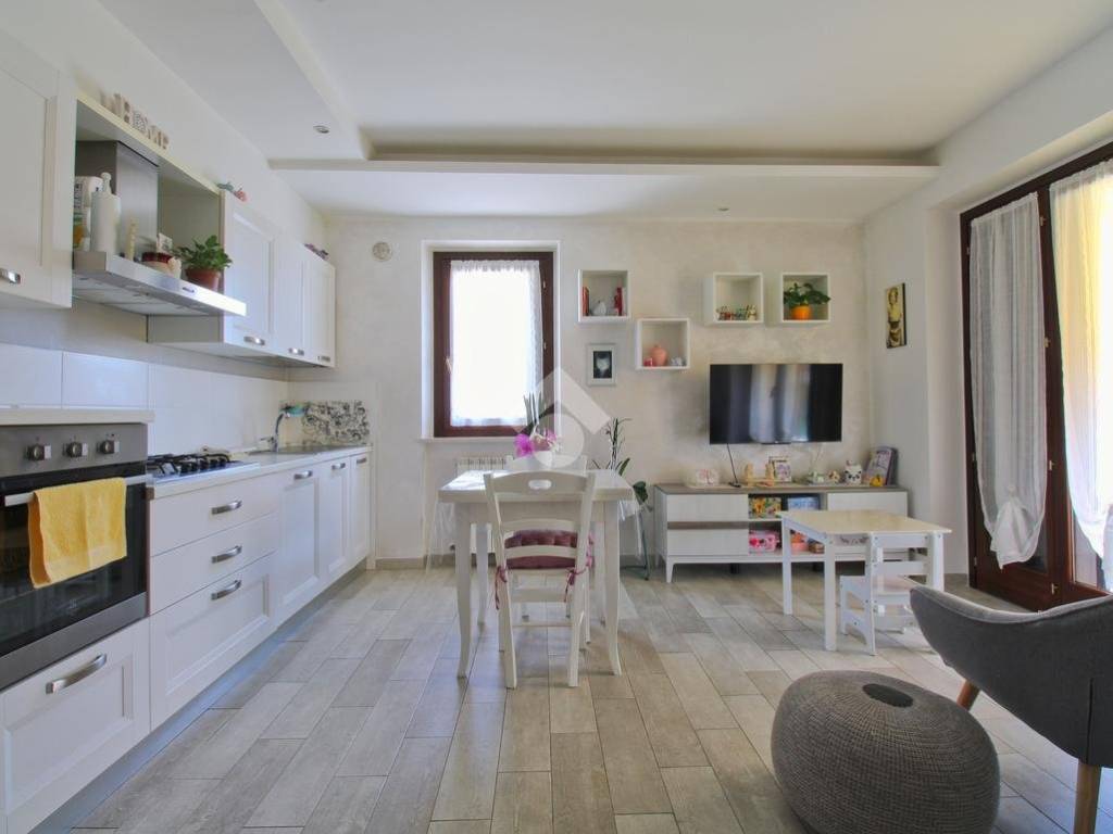 appartamento in vendita a Loreto