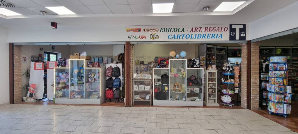 negozio in vendita a Loreto