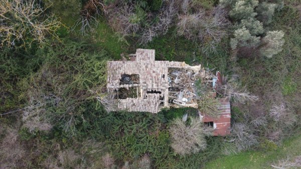 rudere in vendita a Loreto in zona Villa Musone