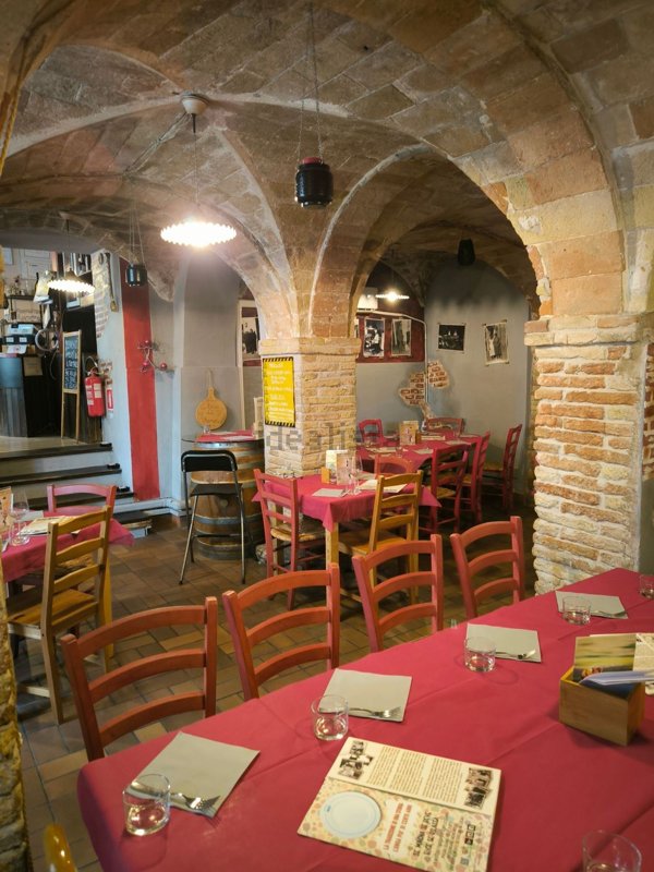 negozio in vendita a Loreto