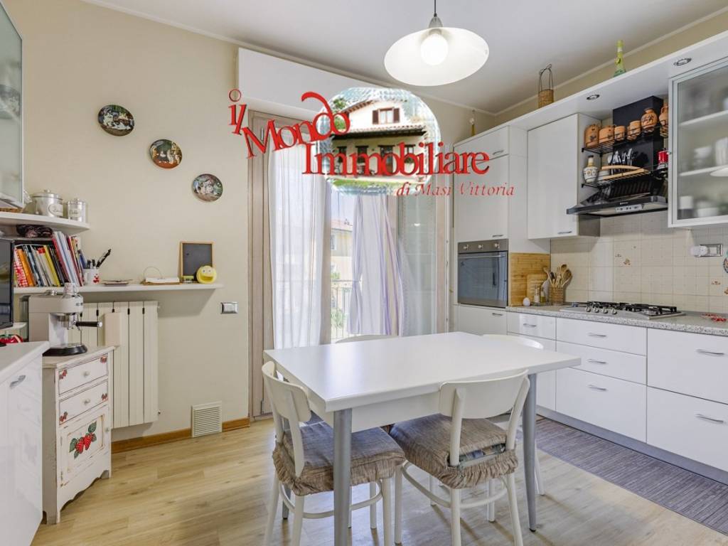 appartamento in vendita a Loreto in zona Villa Musone