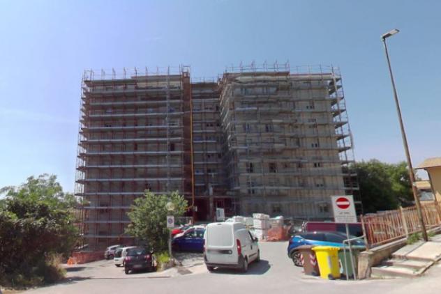 pentavano in vendita a Loreto