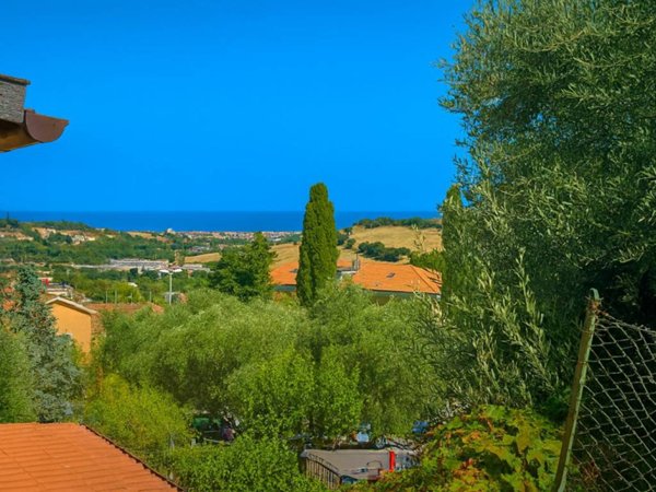 appartamento in vendita a Loreto