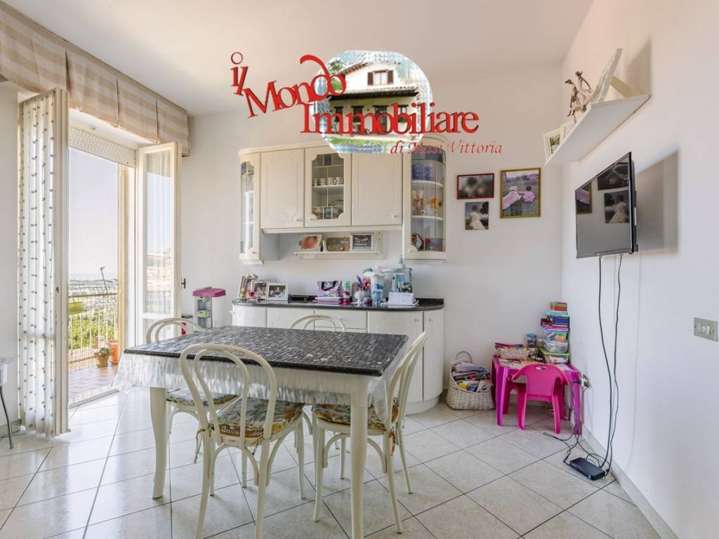 appartamento in vendita a Loreto