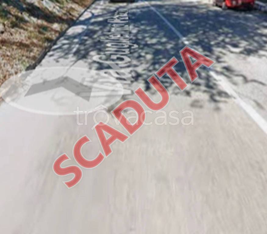 negozio in vendita a Loreto