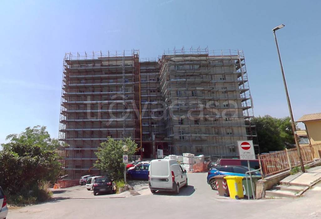 negozio in vendita a Loreto