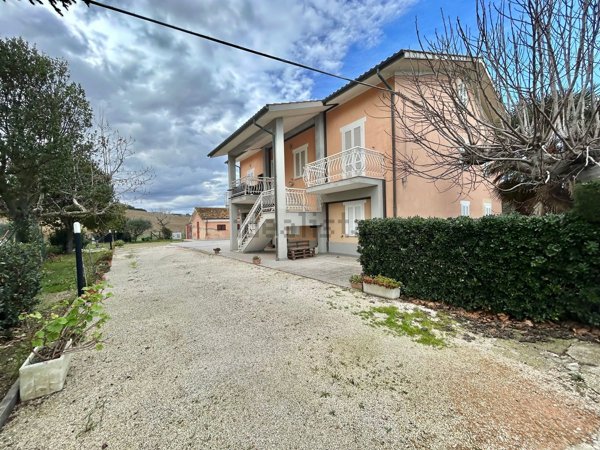 appartamento in vendita a Loreto