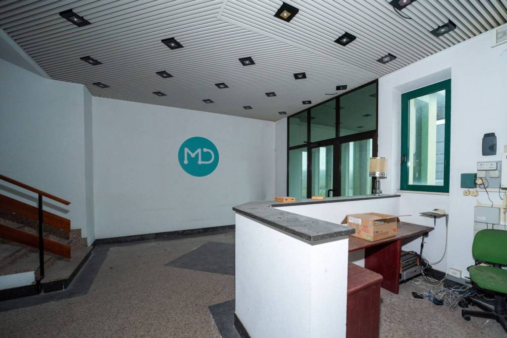 capannone in vendita a Loreto