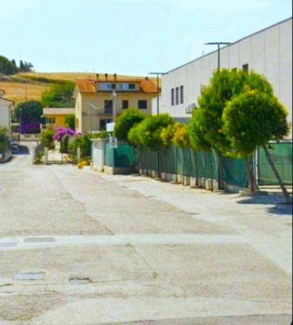 terreno edificabile in vendita a Loreto