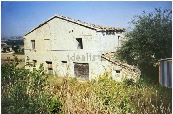 casa indipendente in vendita a Loreto in zona Villa Musone
