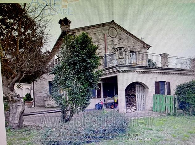 terreno edificabile in vendita a Loreto