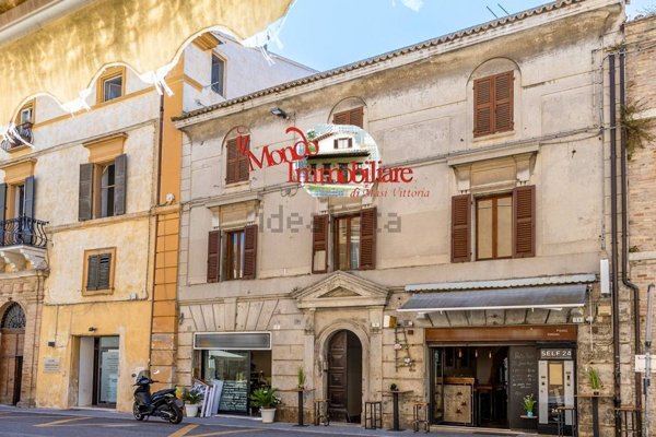 appartamento in vendita a Loreto