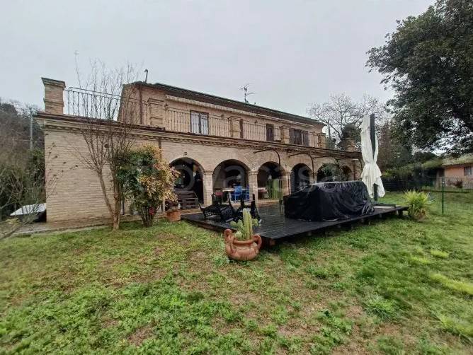 appartamento in vendita a Loreto