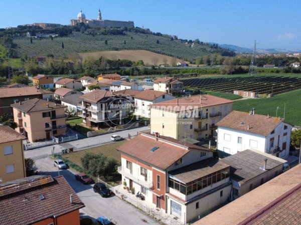 appartamento in vendita a Loreto
