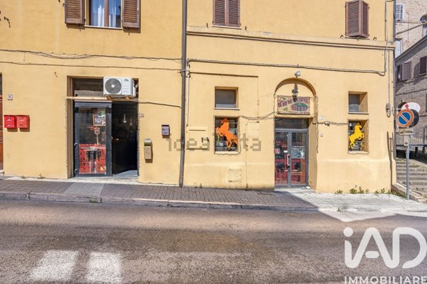 ufficio in vendita a Loreto