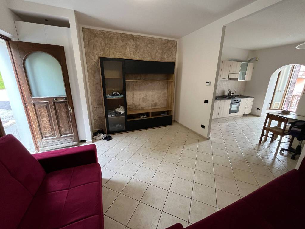 casa indipendente in vendita a Loreto